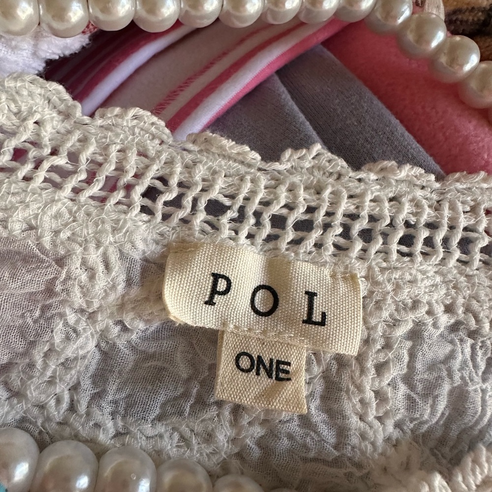 Pol White Embroidered Cotton Top - Picture 9 of 10